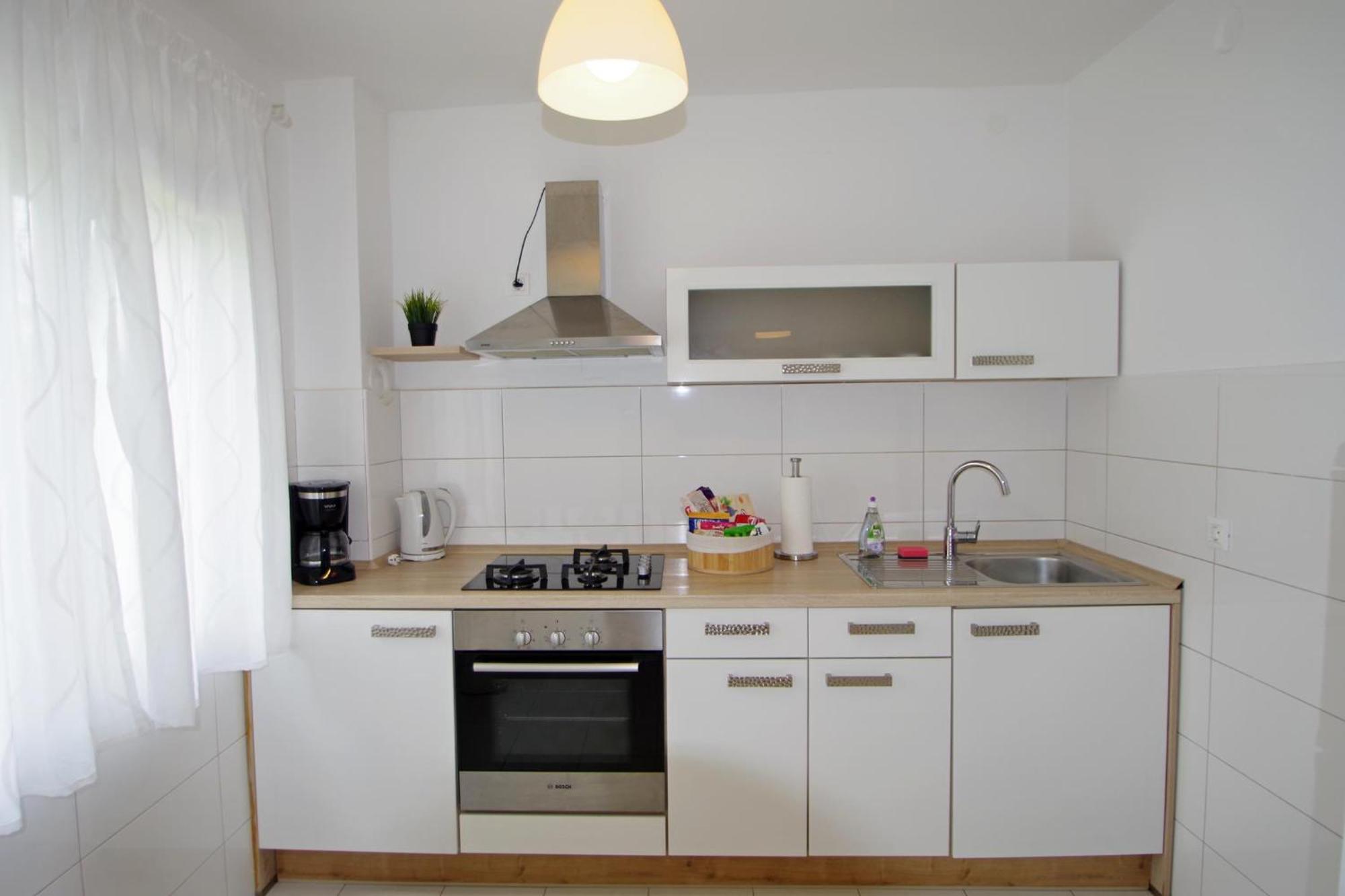 Apartments Nikolina Rakalj Buitenkant foto